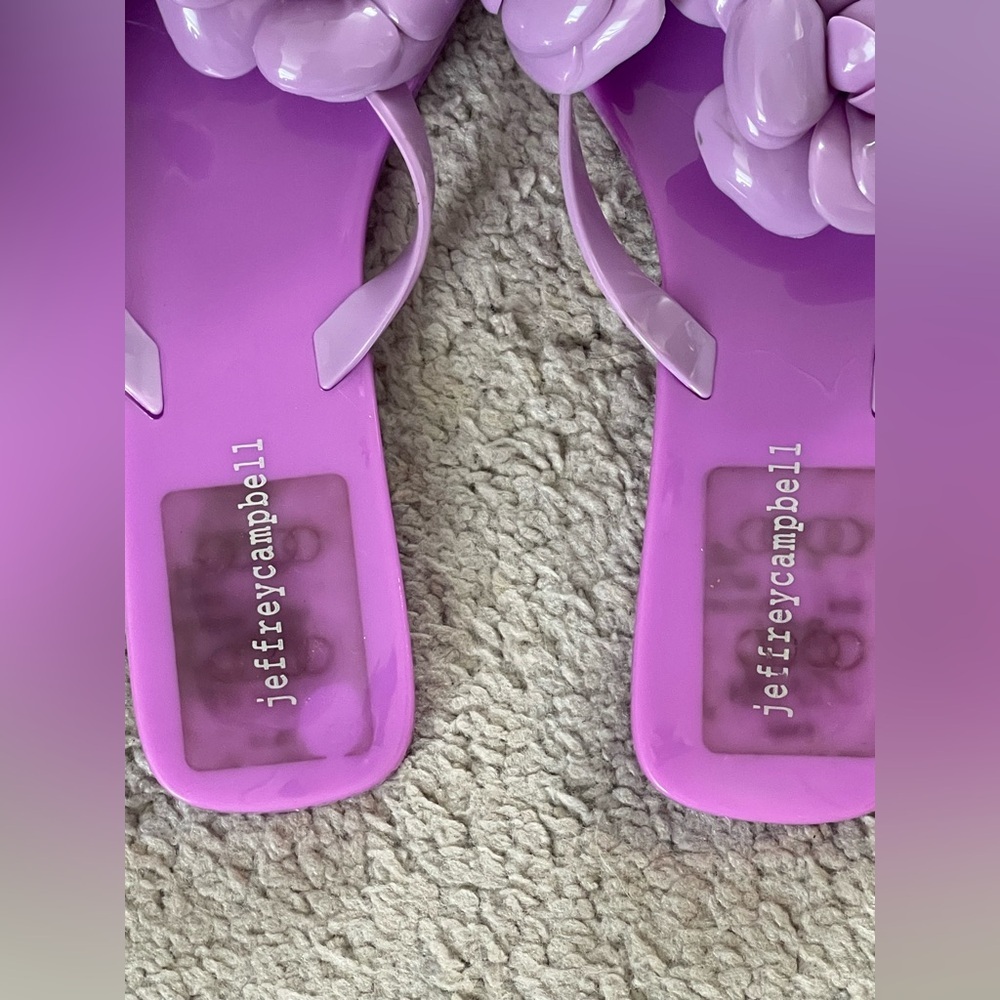 NWOT Jeffrey Campbell Fleuris Jelly-Flip Flop Flower Thong Sandal Purple🍇Size 9 - Picture 3 of 6